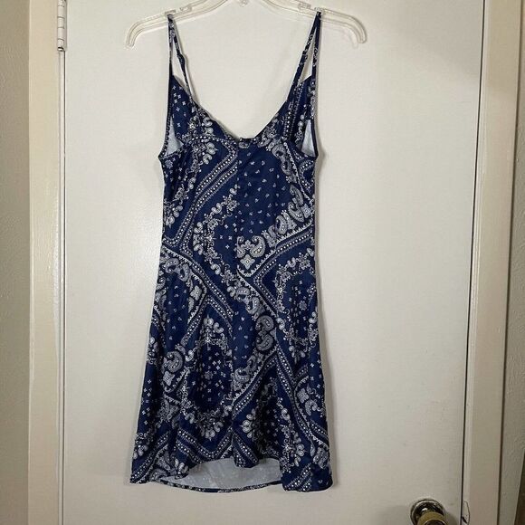 CIDER blue bandana paisley cowl neck cami bodycon mini dress size XS - Picture 5 of 7